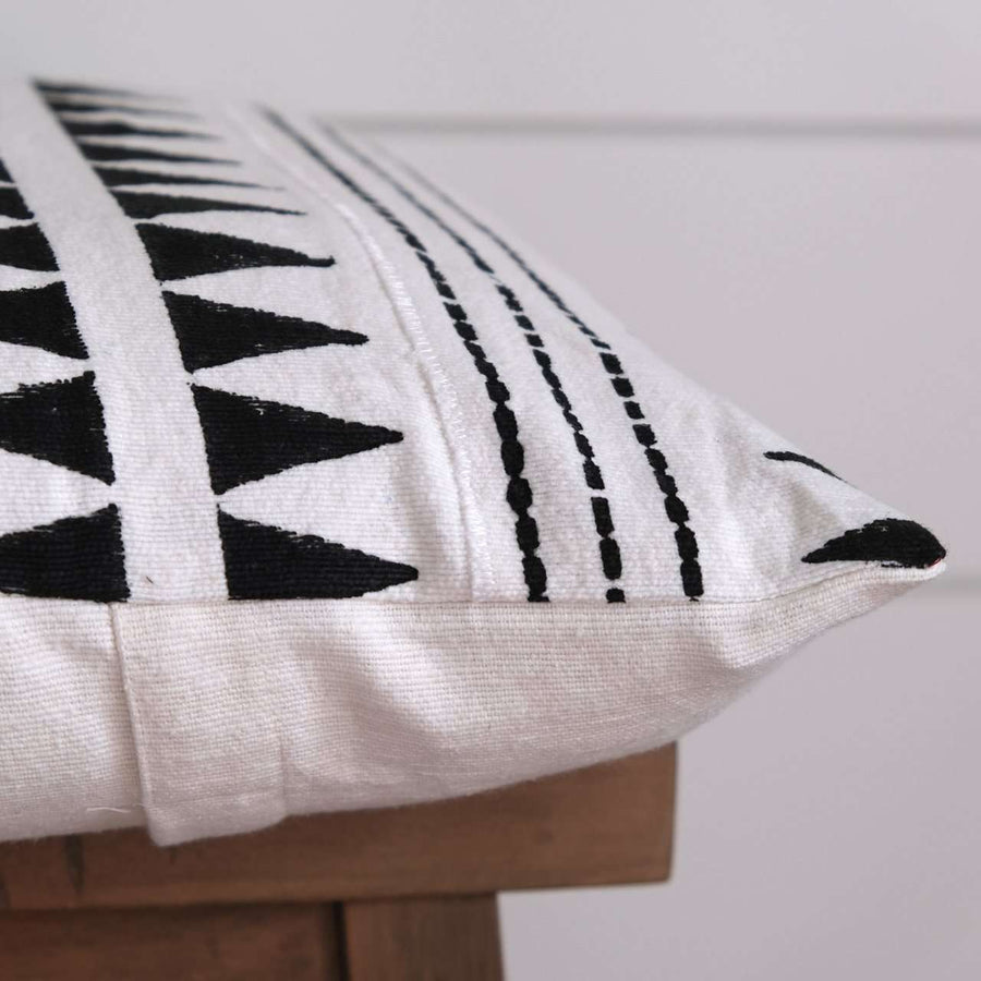 Lesego Mud Cloth Pillow The Cozy Throw 